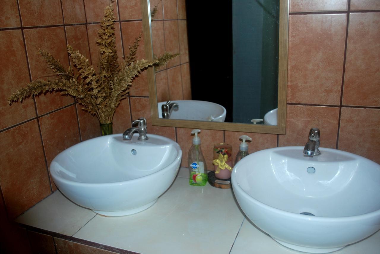 Passifloras Hostel Quepos Extérieur photo