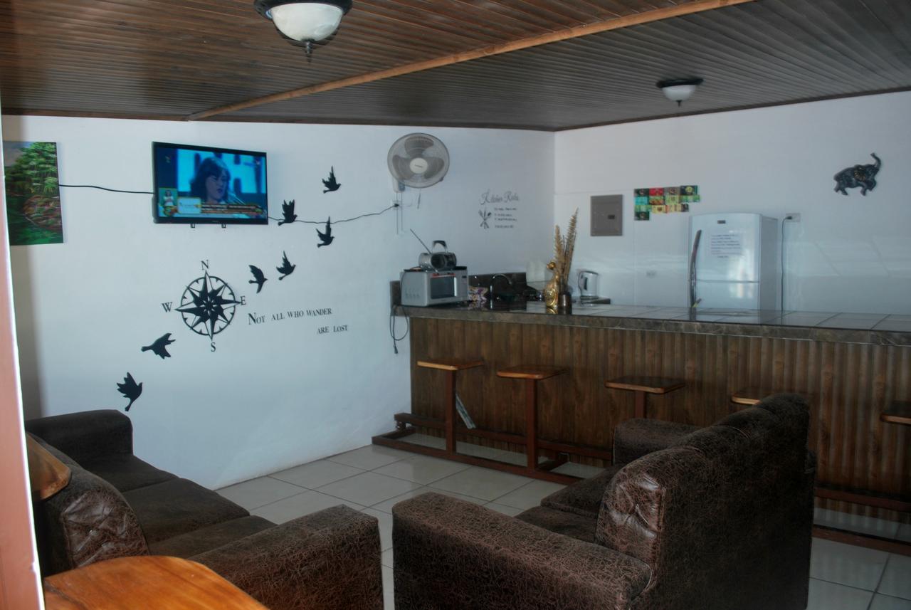 Passifloras Hostel Quepos Extérieur photo