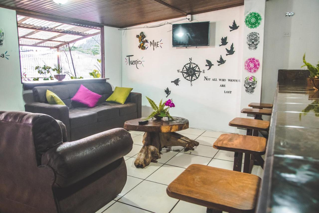 Passifloras Hostel Quepos Extérieur photo